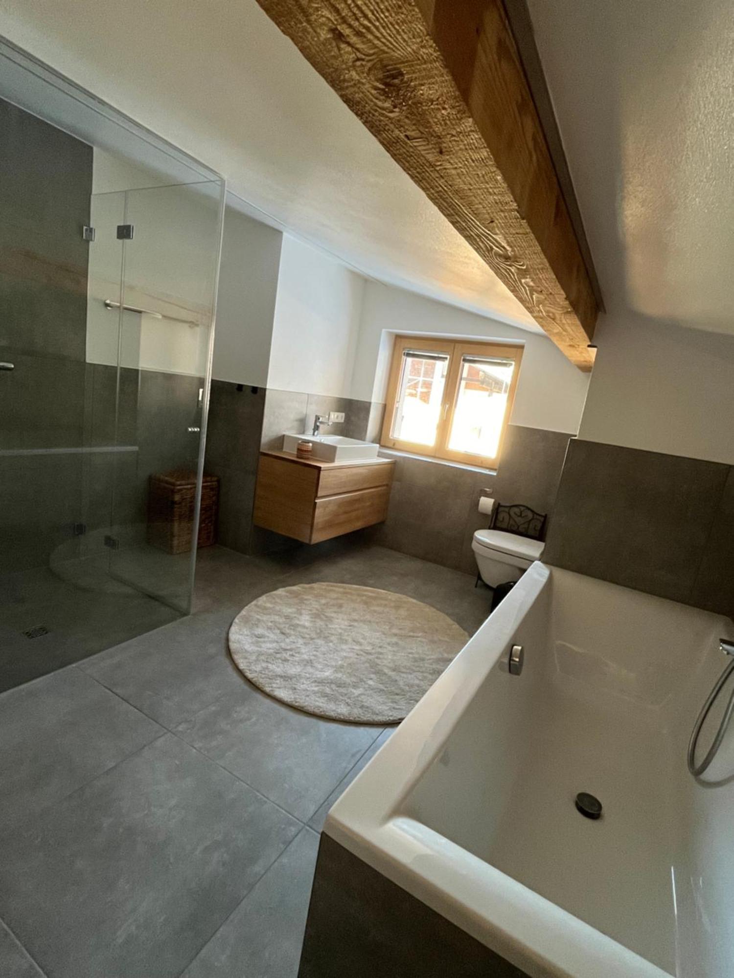 Grossdorf Haus Annaアパートメント エクステリア 写真